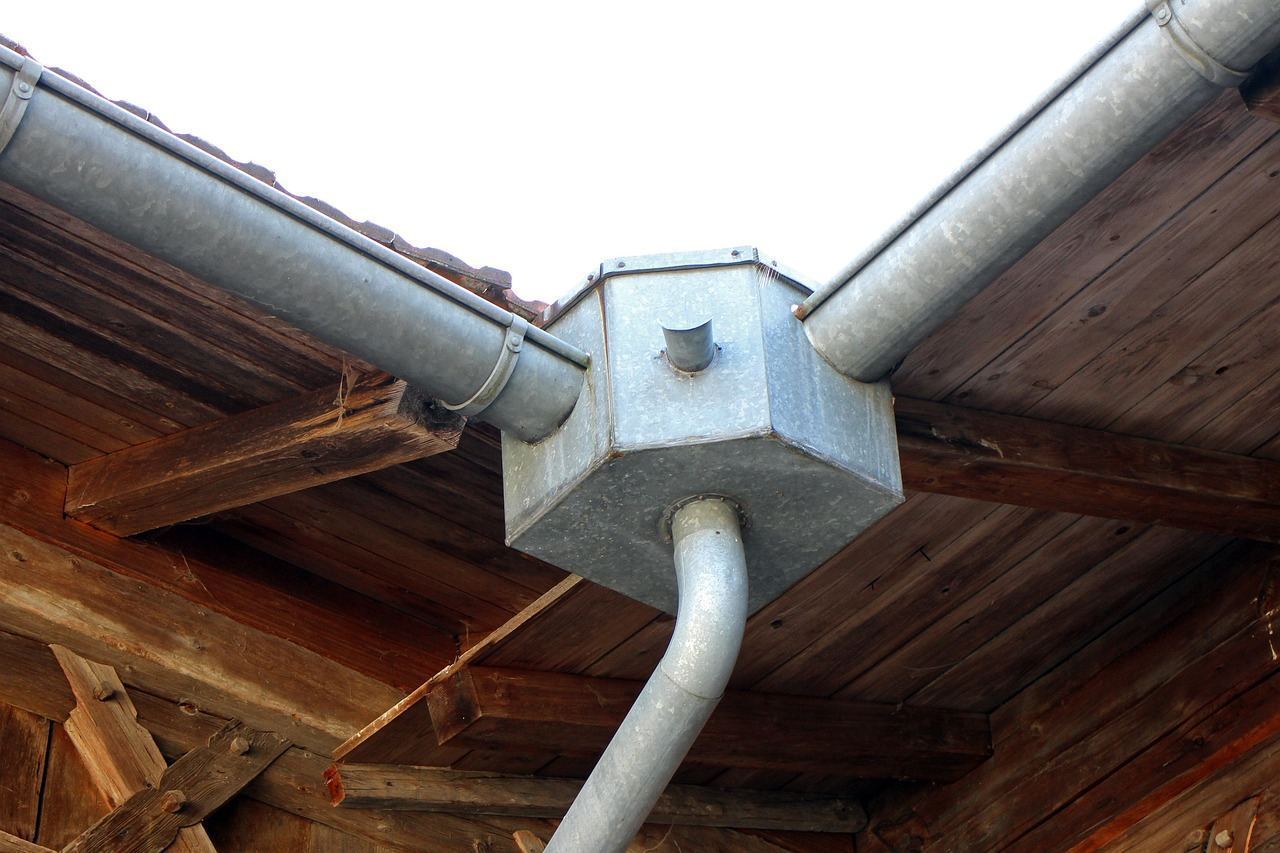 ETS James Horn en intervention sur une toiture